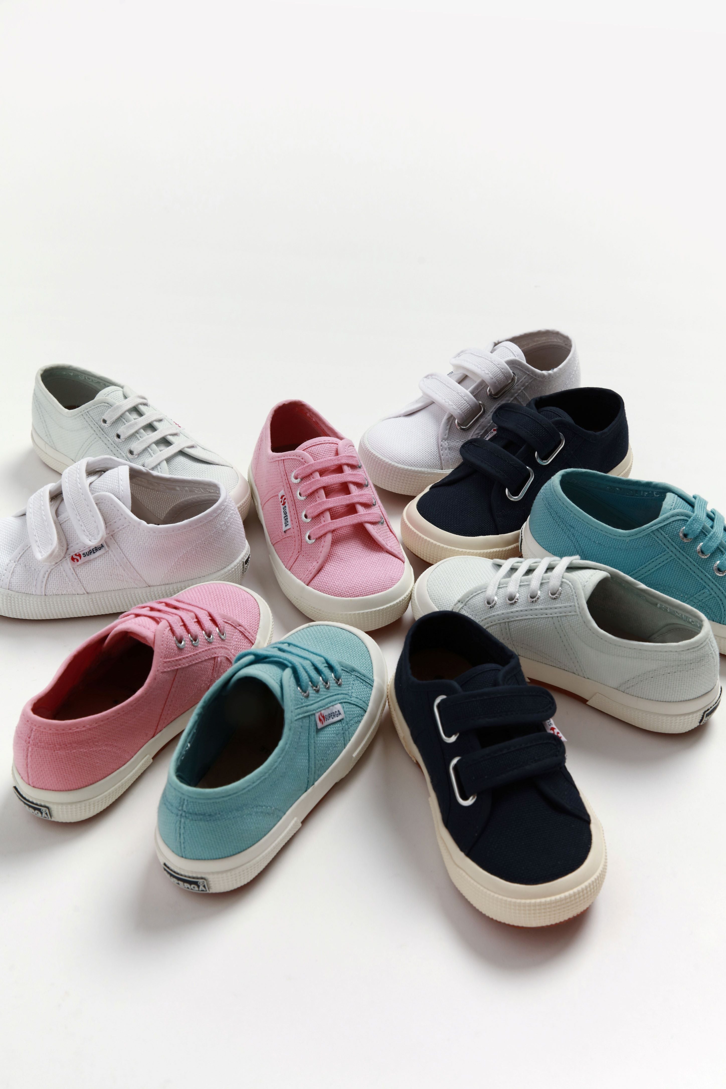 How to clean hot sale superga canvas shoes